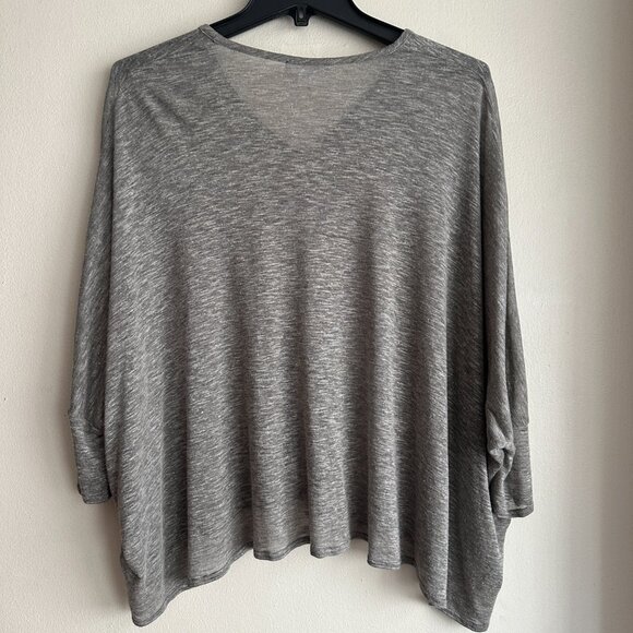 Helmut Lang grey V neck top. Well maintained. Size P. - Picture 2 of 8